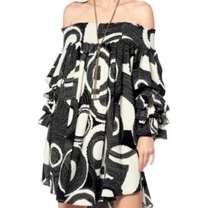 Gracia Black/White dress